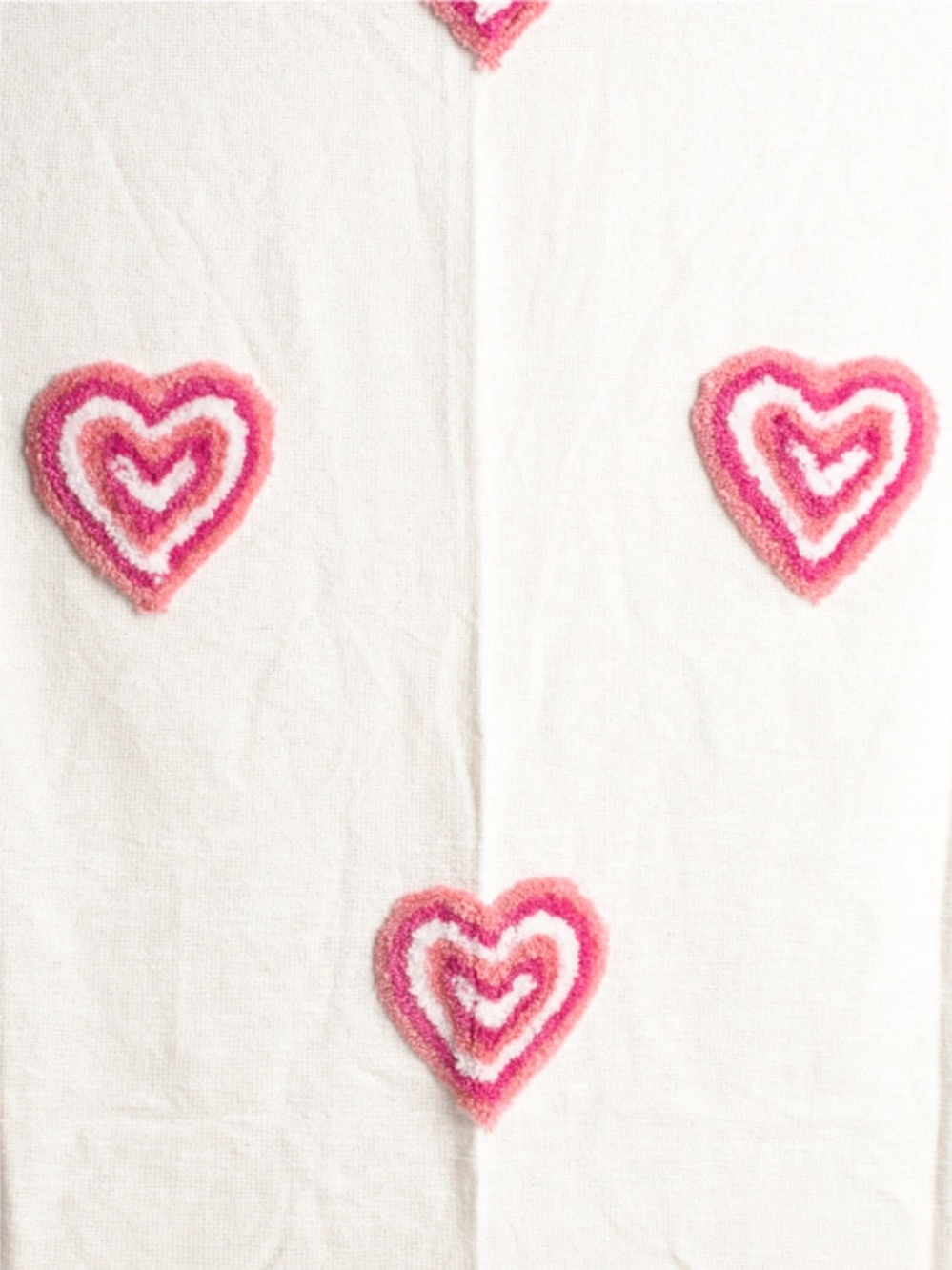 Cupcakes & Cashmere Groovy Hearts 💕